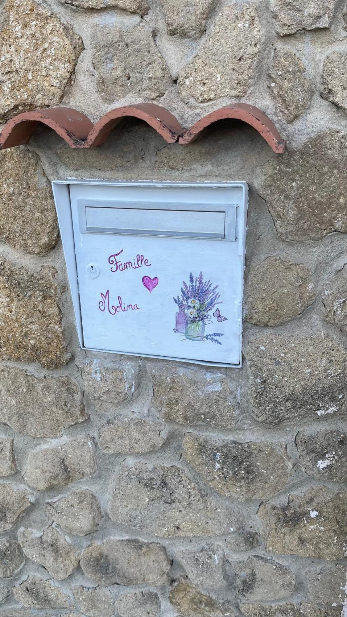 Studio Les Petits Lutins Entraigues-sur-la-Sorgue المظهر الخارجي الصورة
